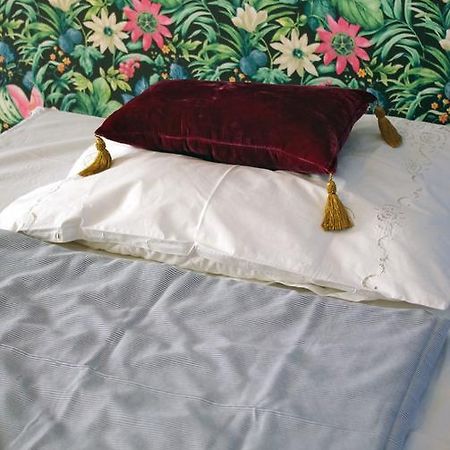 Blumen Apartment Будапеща Екстериор снимка